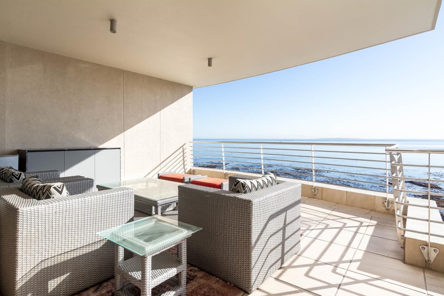 3 Bedroom Property for Sale in Mouille Point Western Cape